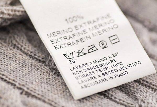 Étiquette de vêtement